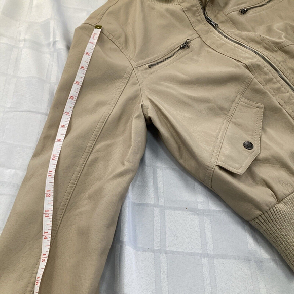 Beverly Hills Polo Club Women’s Tan Faux Leather Short Bomber Jacket Junior Xl - Picture 9 of 16